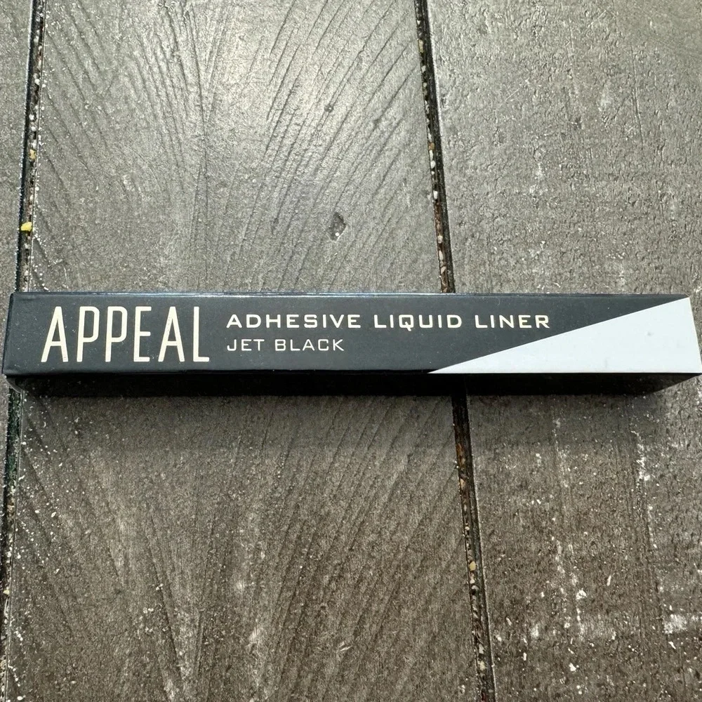 APPEAL Adhesive Liquid Liner‎ New In Box Jet Black
